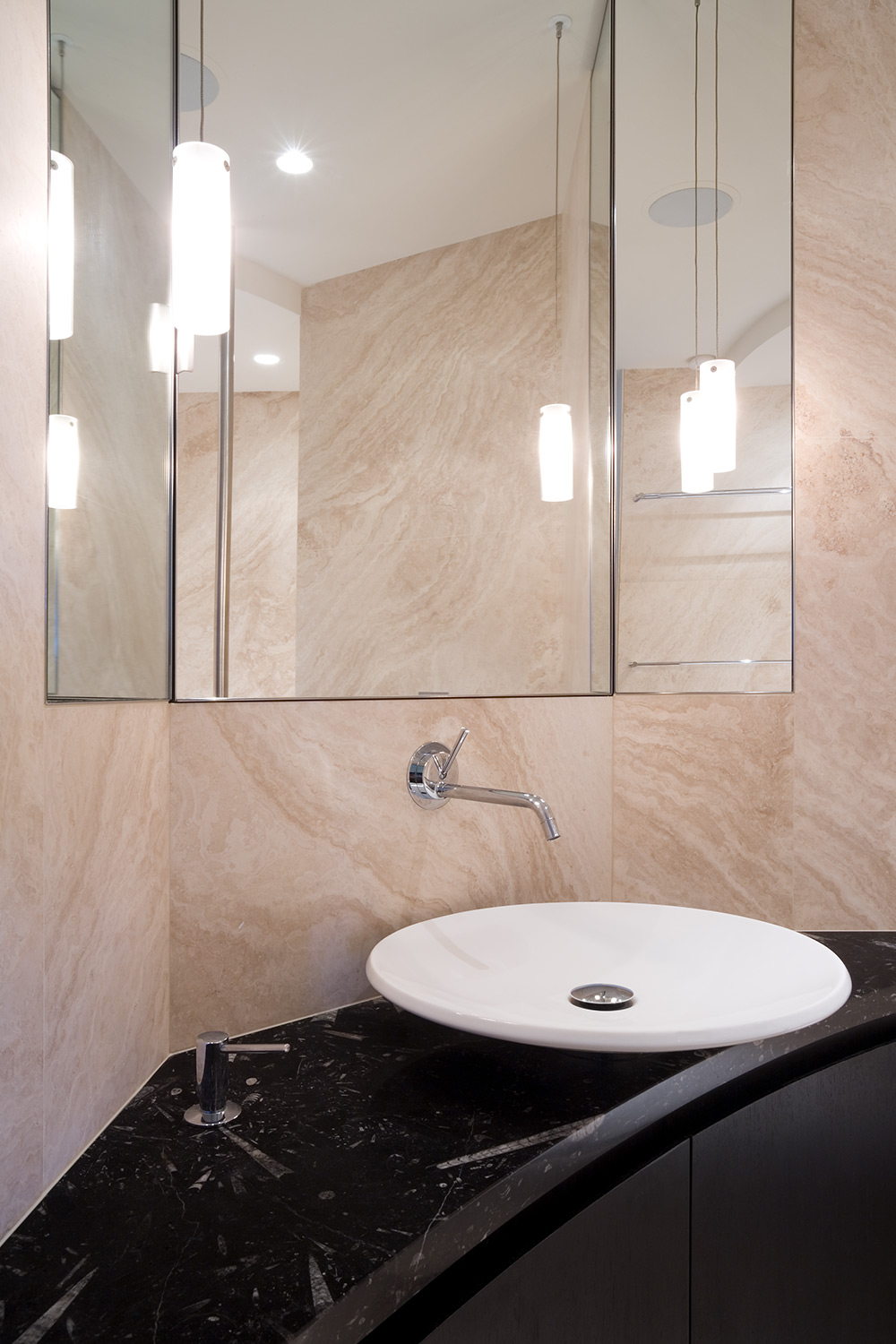 Arya-Interiors-Residential-bathroom-Sydney-AU